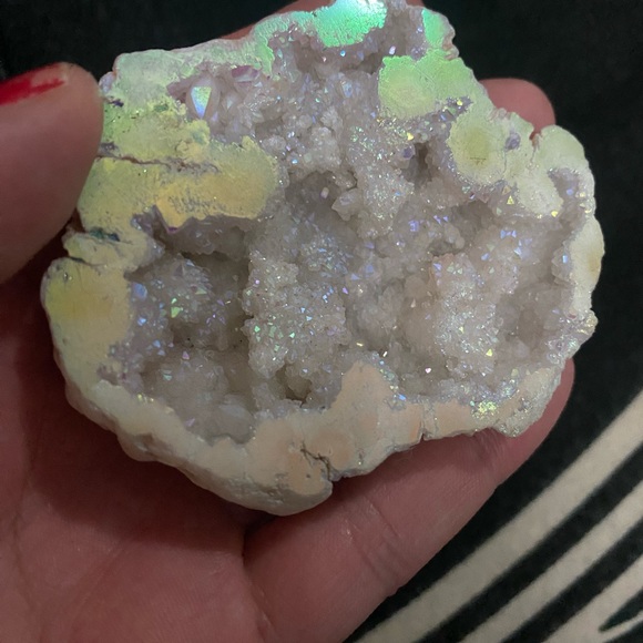 Aura Coated Druzy Agate - Picture 3 of 4